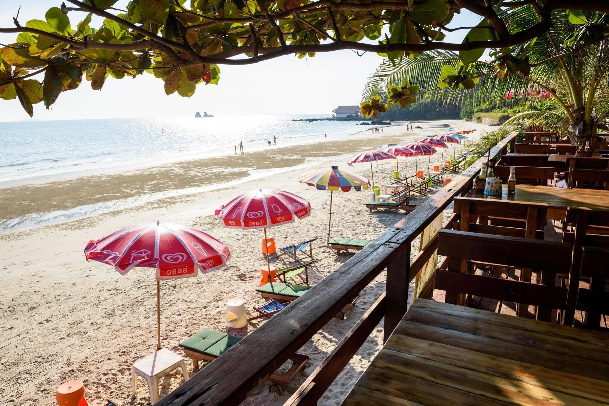 Baansuan Aokhai Beach Resort Mae Phim Εξωτερικό φωτογραφία